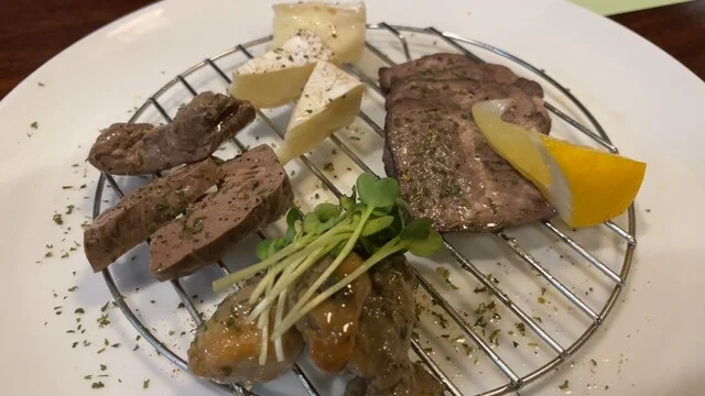 炭火 まる - 秋田（焼肉）の写真