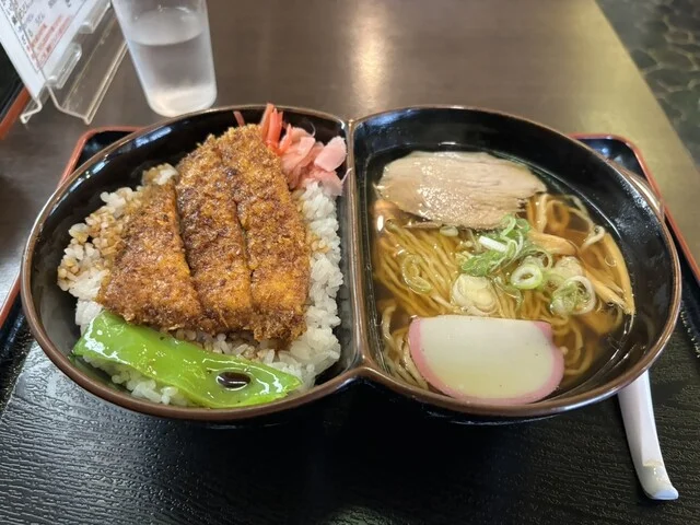 あたご食堂 - 西米沢（食堂）の写真