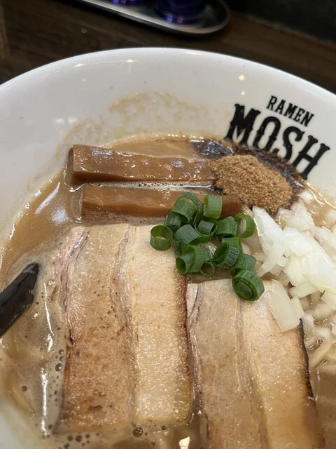 RAMEN MOSHпјҲгғўгғғгӮ&middot;гғҘпјү - еӨ&sect;жӣІпјҲгғ&copy;гғјгғЎгғіпјүの写真