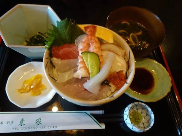 東家寿司割ぽう - 南米沢（寿司）の写真