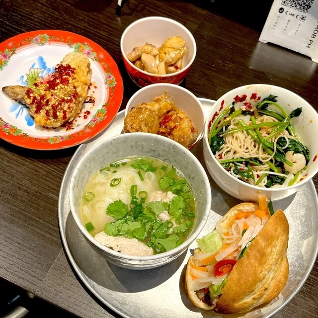 ベトナム料理 ロブフォートンズ 盛岡店（ベトナム料理 ROB PHOTONS） - 上盛岡（ベトナム料理）の写真