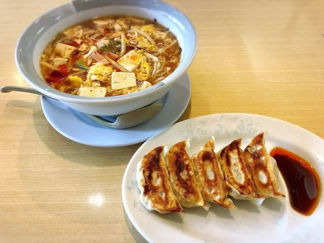 どん八 - 花巻（ラーメン）の写真
