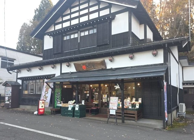 フルーツパーラー角館 さかい屋 - 角館（フルーツパーラー）の写真