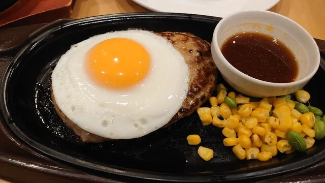 ガスト 秋田外旭川店 - 泉外旭川（ファミレス）の写真