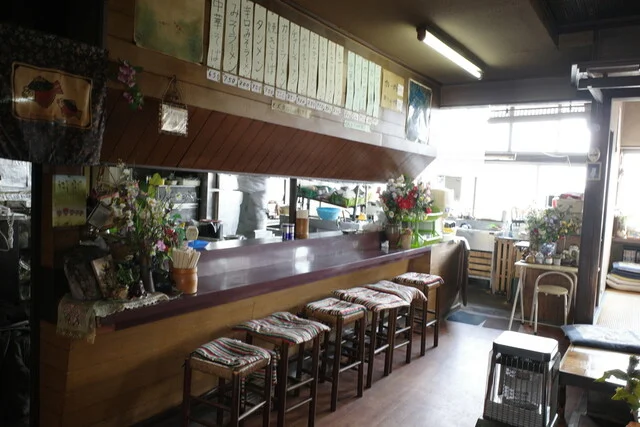 金沢屋西駅前 - 西米沢（食堂）の写真