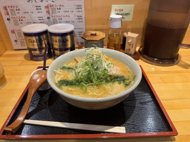 らーめん め組 - 蔵王（ラーメン）の写真
