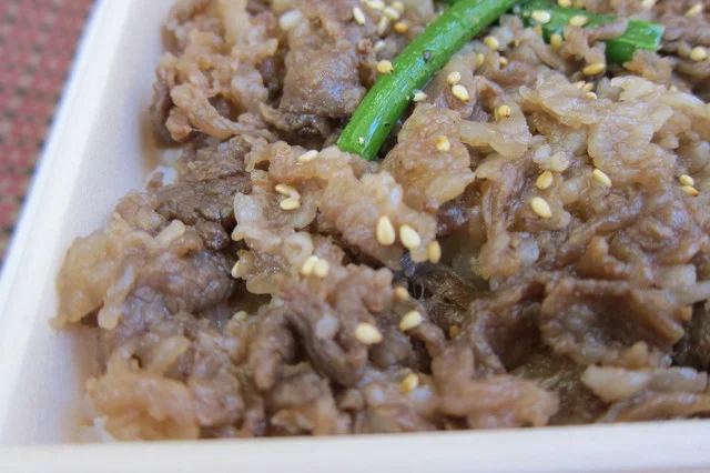 松川弁当店 米沢駅ホーム（まつかわべんとうてん） - 米沢（弁当）の写真