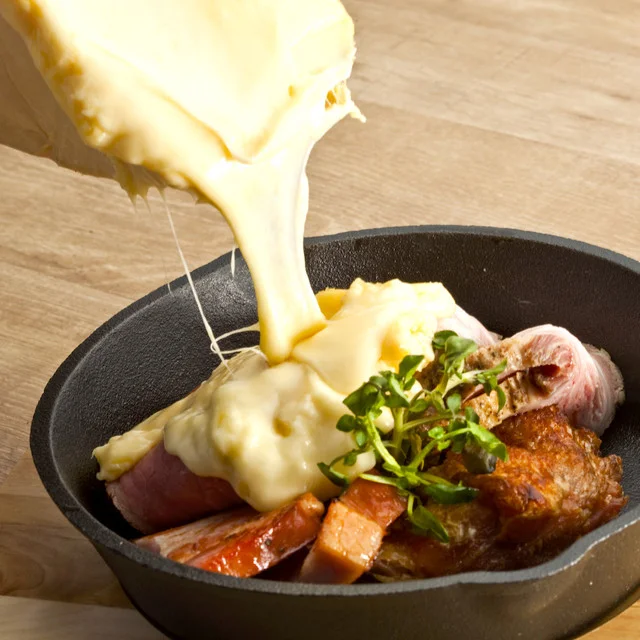 炙り肉の寿司食べ放題&旨辛チーズタッカルビ&times;個室肉バル BRUNO 盛岡大通店 - 盛岡（居酒屋）の写真