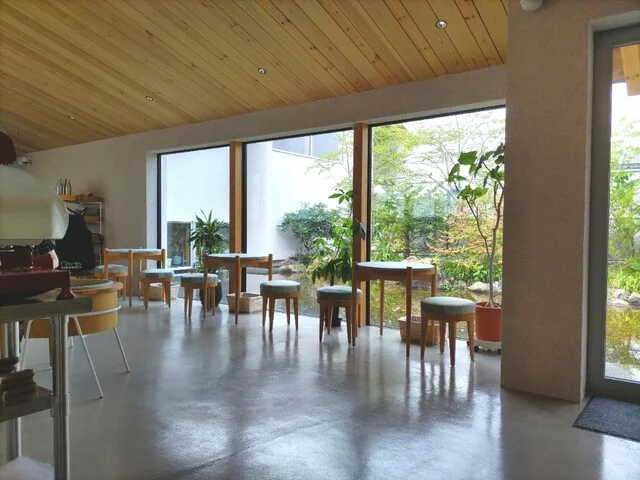 LABO and CAFE YAMAMOTO（ラボ アンド カフェ ヤマモト） - 東八森（カフェ）の写真