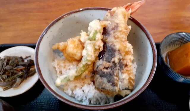 手打ちそば　しげ庵 - 鶴岡（そば）の写真