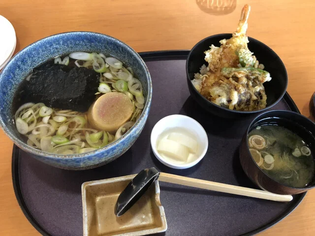 秋田カントリー倶楽部 - 泉外旭川（レストラン）の写真