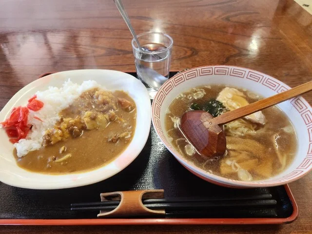 ドライブイン 萩 - 矢越（食堂）の写真