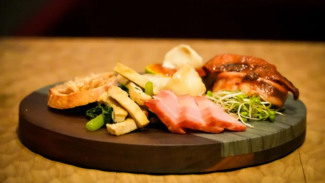 SLOW - 横手（居酒屋）の写真