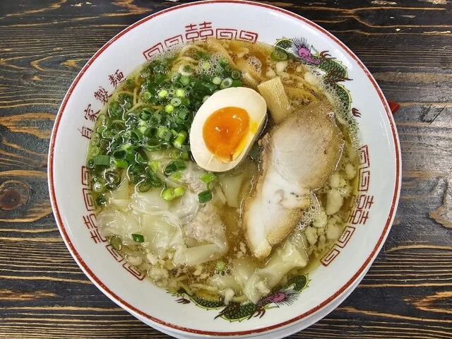 平和軒 - 鹿角花輪（食堂）の写真