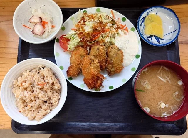 かき小屋 広田湾 - 陸前高田（かき）の写真