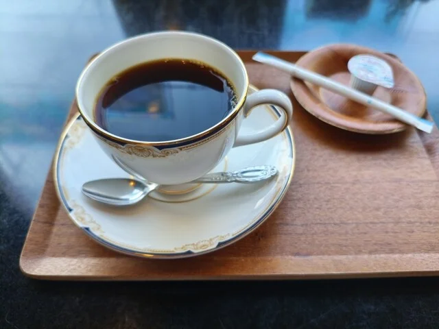 手焼きコーヒーの店 新湖月（テヤキコーヒーノミセ シンコゲツ） - 仙北町（喫茶店）の写真