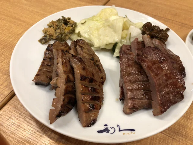 利久 石巻山下店 - 陸前山下（牛タン）の写真