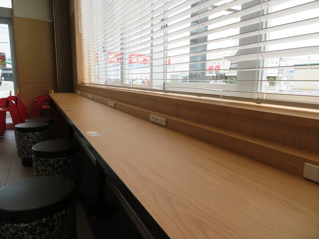 マクドナルド ４号線水沢店 - 水沢（ハンバーガー）の写真