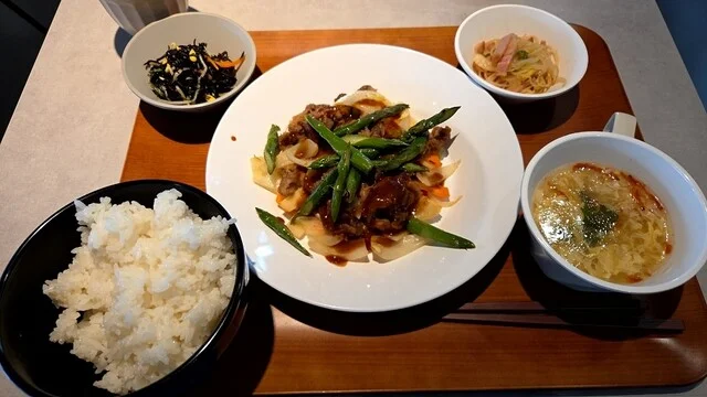 まちのシェアスペース TSUGUBAテラス SHOKUDO - 仁賀保（食堂）の写真