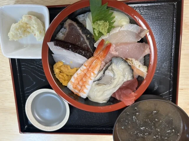 海鮮丼 和の粋 西田店（カイセンドンナゴミノイキ） - 東金井（海鮮）の写真