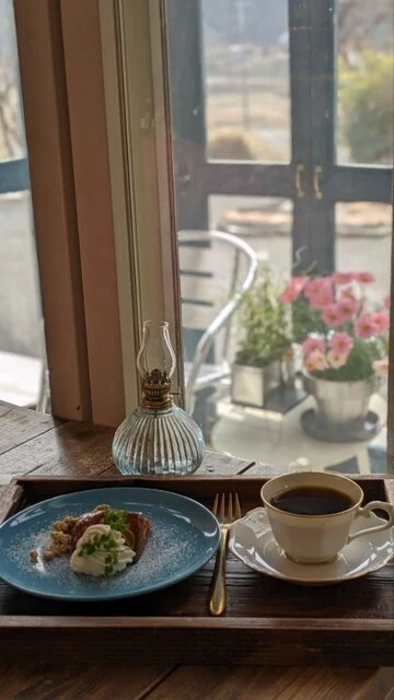 かりんの木 from HIRASAWA F.MARKET - 陸中門崎（カフェ）の写真