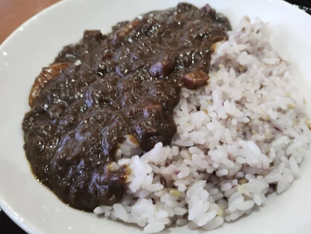 薬膳喫茶 YOYOJOJO（ヨーヨージョージョー） - 鷹ノ巣（喫茶店）の写真