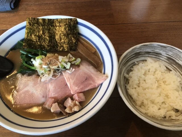麺屋 わかな - 花巻（ラーメン）の写真