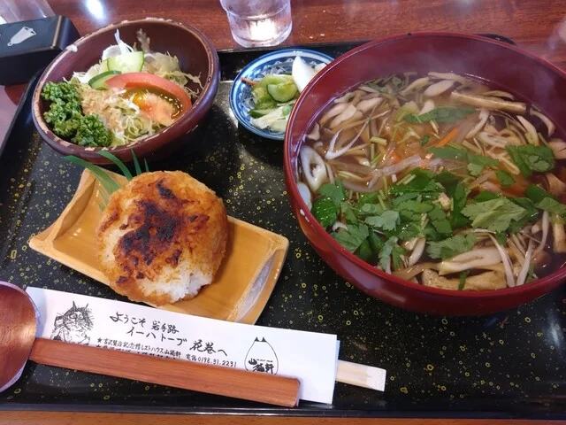 山猫軒 駅前店（やまねこけん） - 新花巻（そば）の写真