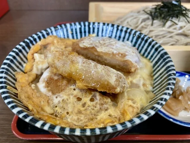 そば処 めん六や 秋田たかのす店 - 鷹ノ巣（うどん）の写真