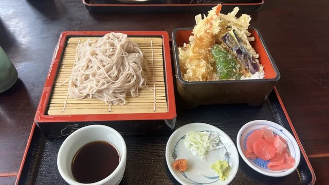 十割そばめんこい - 日立木（うどん）の写真