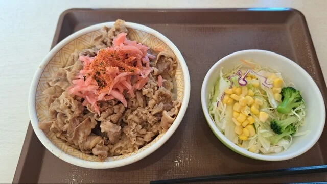 すき家 4号紫波店 - 日詰（牛丼）の写真