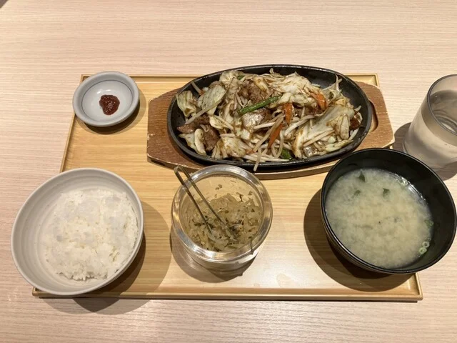 やよい軒 石巻中里店 - 石巻（食堂）の写真