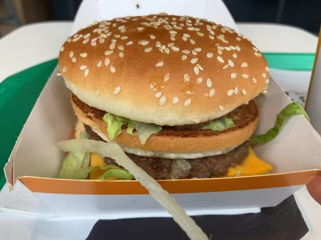 マクドナルド 13号天童長岡店（McDonalds） - 高擶（ハンバーガー）の写真