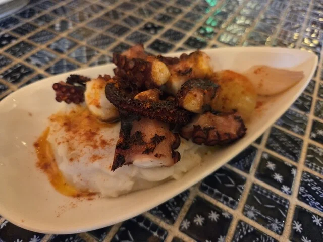 欧州酒場バルエスコンディーテ（ESCONDITE） - 天童（ワインバー）の写真