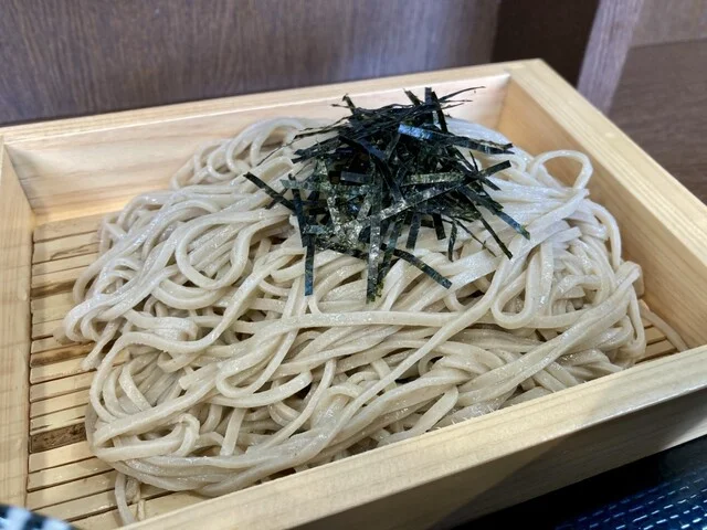 そば処 めん六や 秋田たかのす店 - 鷹ノ巣（うどん）の写真