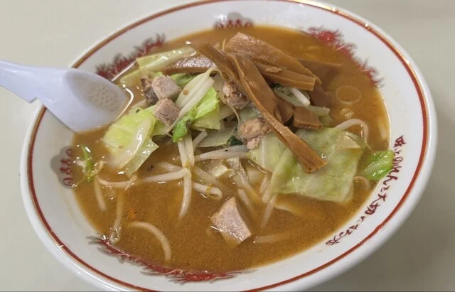 吾作 御所野店 - 四ツ小屋（ラーメン）の写真