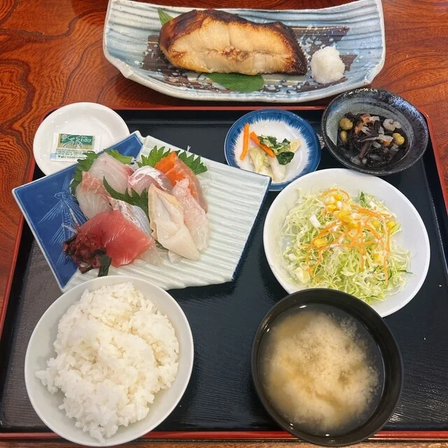 魚や英 セカンドはうす - 仁賀保（海鮮）の写真