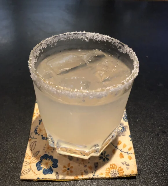 Crack a jack（クラック ア ジャック）- 盛岡の深夜営業バーで多彩なカクテルと居心地の良い空間を提供