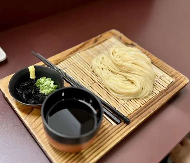 稲庭うどん 無限堂 秋田空港店 - 四ツ小屋（郷土料理）の写真