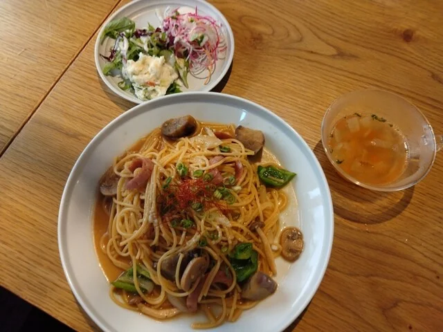 カフェビストロ ベイホームズ（Cafe Bistro BAY HOMES） - 陸中山田（カフェ）の写真