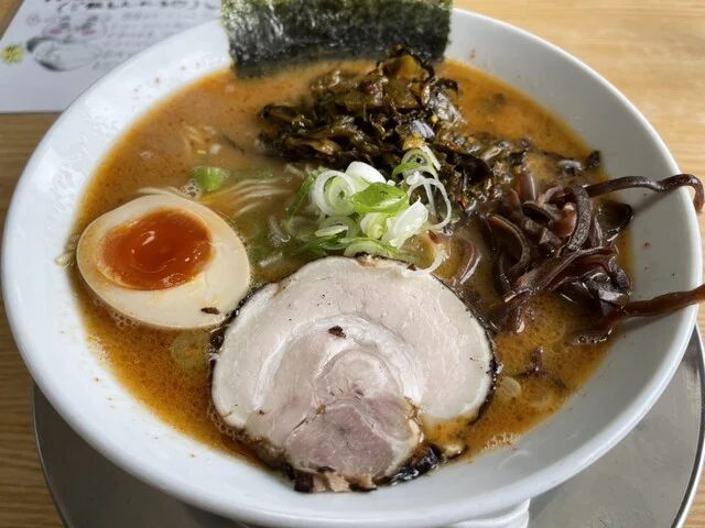 まる伝らぁめん - 鶴岡（ラーメン）の写真