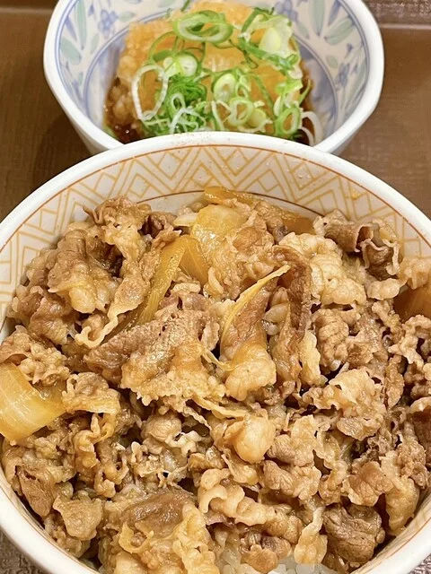 すき家 7号にかほ店 - 仁賀保（牛丼）の写真