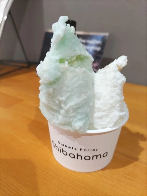 sweetsparlor SHIBAHAMA（スイーツパーラー 芝浜） - 泉外旭川（ジェラート・アイスクリーム）の写真
