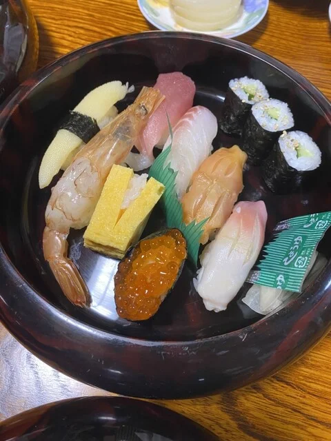 すし丸 - 羽後飯塚（寿司）の写真