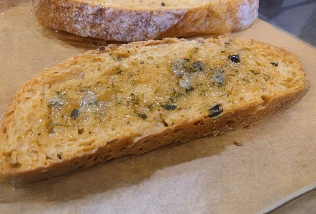 BAKERY & BISTRO CRUST サテライトショップ本荘店（クラスト） - 羽後本荘（パン）の写真