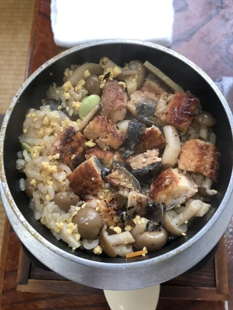 まきいし - 石巻（釜飯）の写真