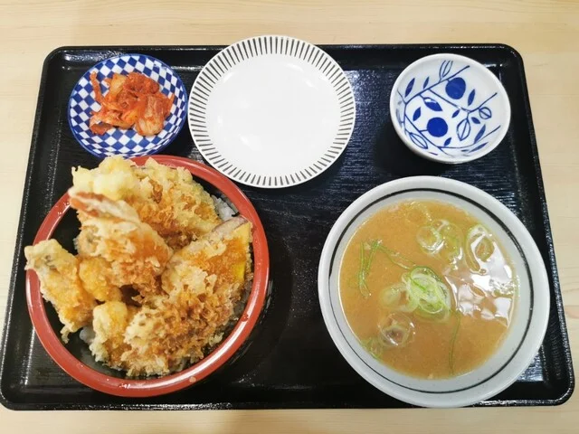 定食屋 もとちゃん - 東金井（食堂）の写真